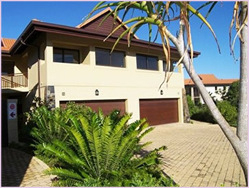 Double garage parking in Zimbali Holiday Home's Baluwatu villa